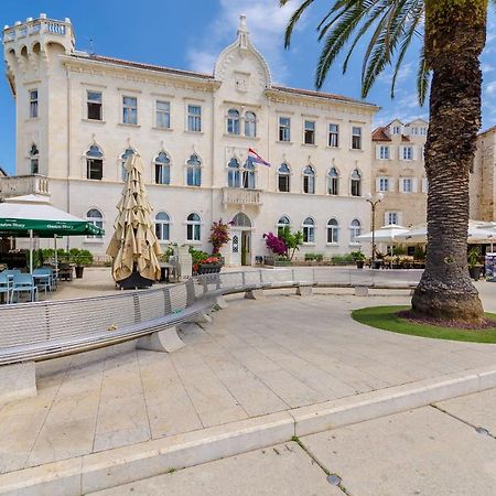 Apartments Old Town Трогир Экстерьер фото