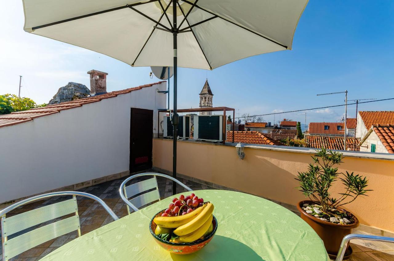 Apartments Old Town Трогир Экстерьер фото